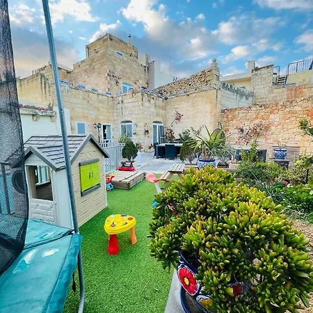 بيت للعطل Id-dar Taz-zija Including Pool & Garden Siggiewi